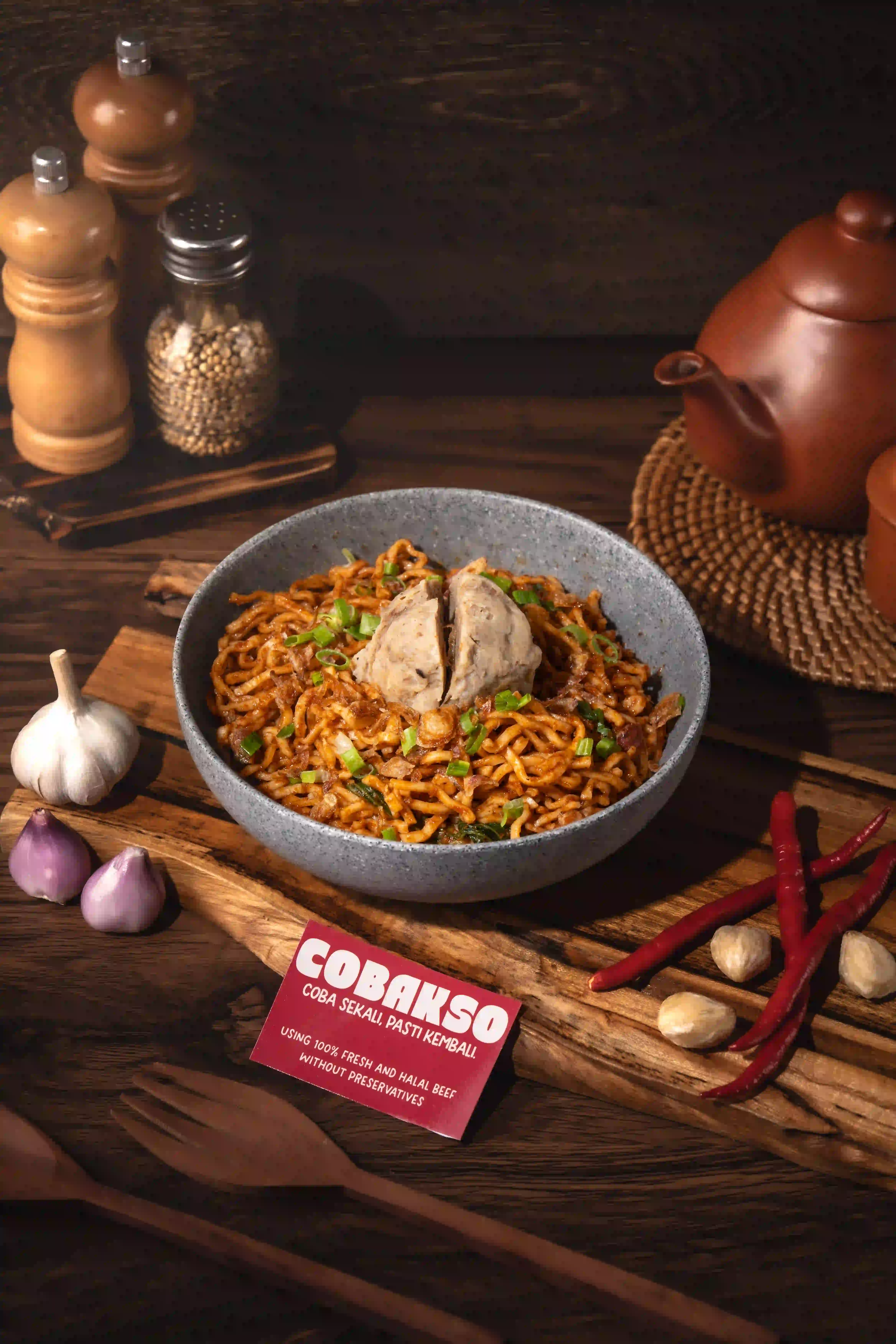 Tasik-style Yamin Noodles with Meatball